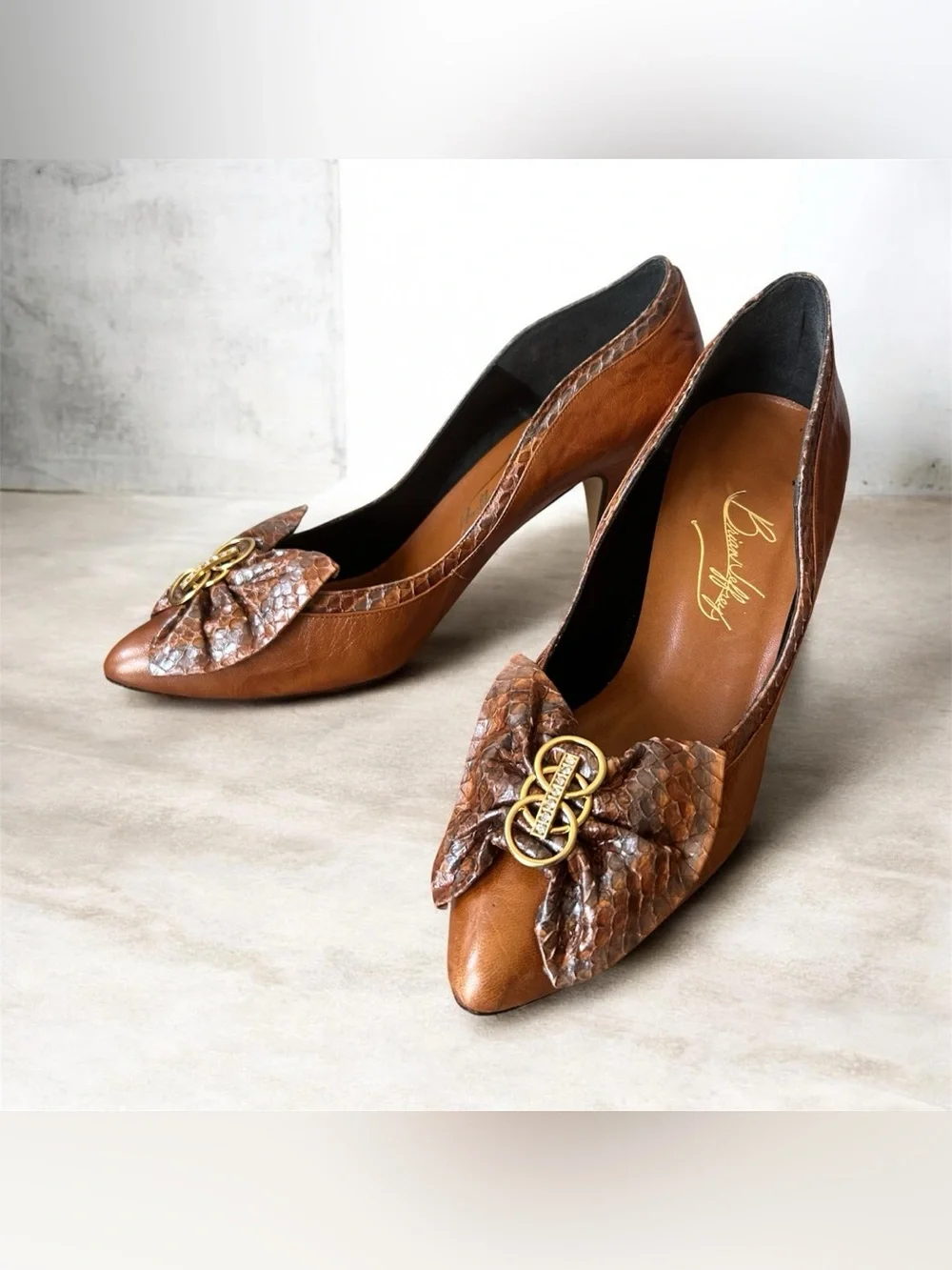 NWOT Vintage Brian Jeffrey Exotic Leather w/Snakeskin Trin and Bows size 10M